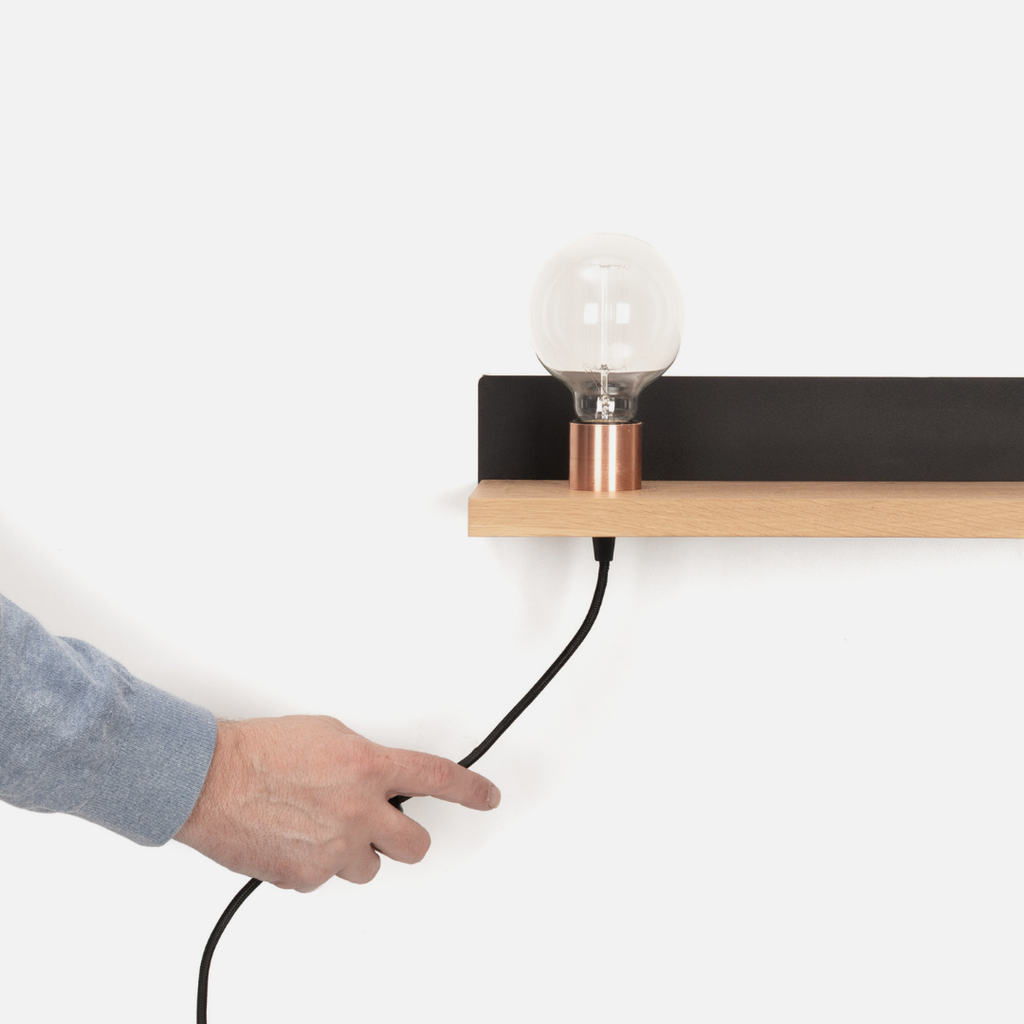 Willow Oak Shelf + Lamp