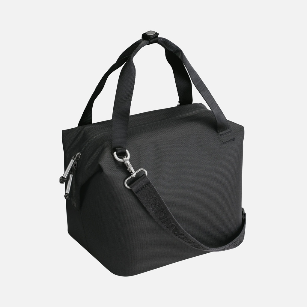 The All-Day Julienne Mini Cooler 7L - Black