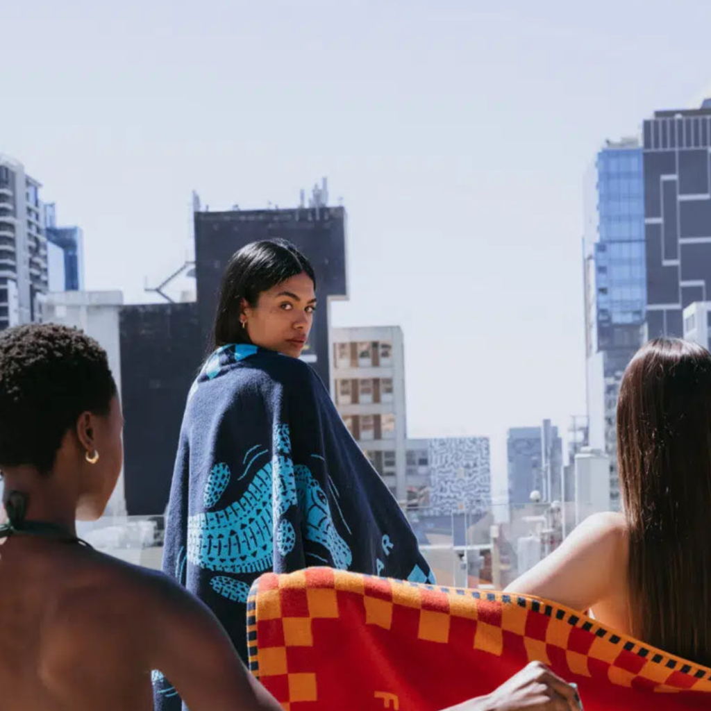 Seabed Nile Crocodile Beach & Bath Towel - Sea Boat Blue