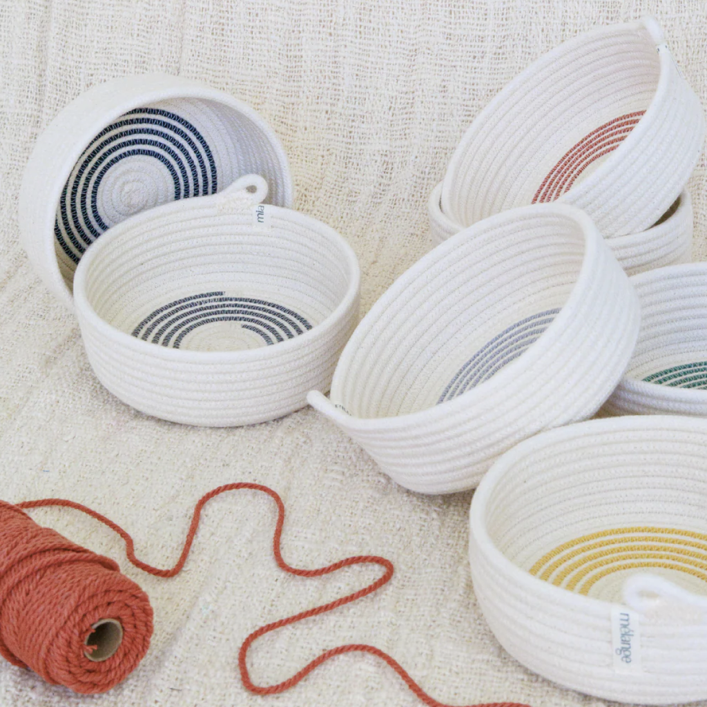 Table Basket Small - Intertwined Ivory & Rust